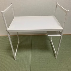 電子レンジ、トースター収納の画像