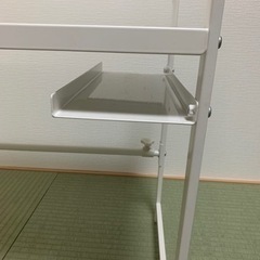 電子レンジ、トースター収納の画像