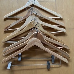 木製ハンガー　③  ７本
