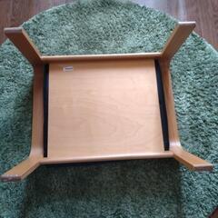 IKEA ポエング オットマン の画像