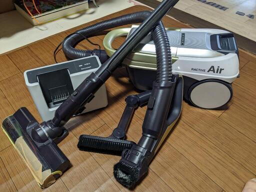 ＳＨＡＲＰ コードレス掃除機\nRACTIVE Air