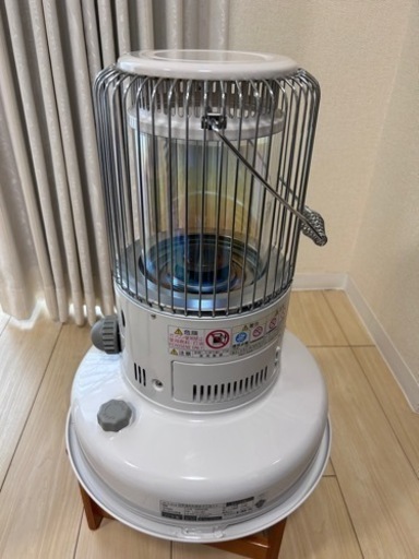 石油ストーブ　トヨトミ