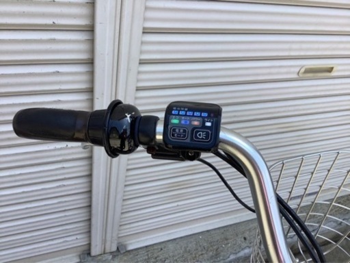 10 ブリヂストン最新機種電動自転車FRONTIA26インチカーキ色アルミ