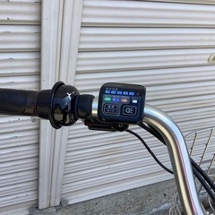 10 ブリヂストン最新機種電動自転車FRONTIA26インチカーキ色アルミの画像