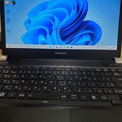 東芝 ノートパソコン Win11Pro 13.3インチ