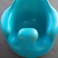 歩行器とバンボのセットの画像