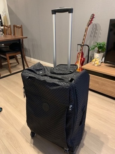 スーツケース　Kipling 65L程度