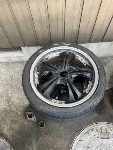 18インチ　タイヤ付き