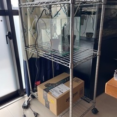 30センチ水槽２つ　３段アルミラック