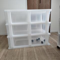 チェスト　衣類ケース3段　キャスター付きお譲りしますの画像