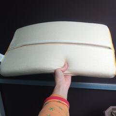 コリラックマ低反発枕　ウレタンフォームの画像