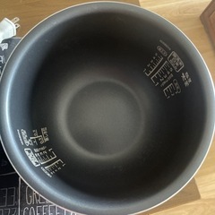 取引決定中。アイリスオーヤマ 炊飯器ジャー 美品の画像