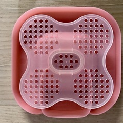 哺乳びんの消毒ケースの画像