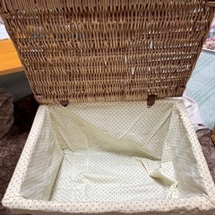 藤の蓋付き収納カゴ＆編み込みカゴ2個セットお値下げしました！の画像