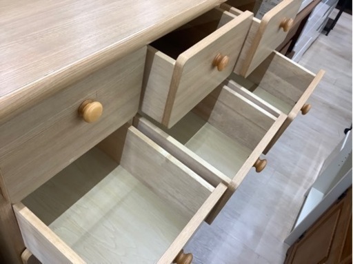 チェストのご紹介です