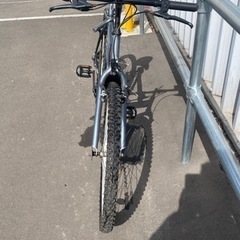 自転車　マウンテンバイク　26インチ　6速　シルバー