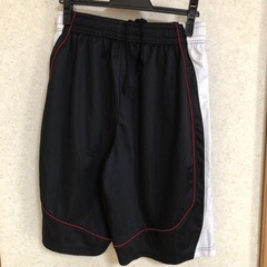 ASICSの上下セットの画像