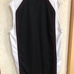 ASICSの上下セットの画像
