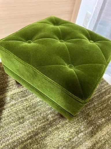 名古屋市内のみ　カリモク60 モケット　オットマン　1年未満