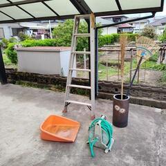 [無料]  脚立、傘立て、他