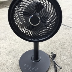 黒いサーキュレーター　2018年　