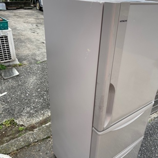 超お買い得‼️格安‼️日立3ドア冷蔵庫  265L  R-27FV