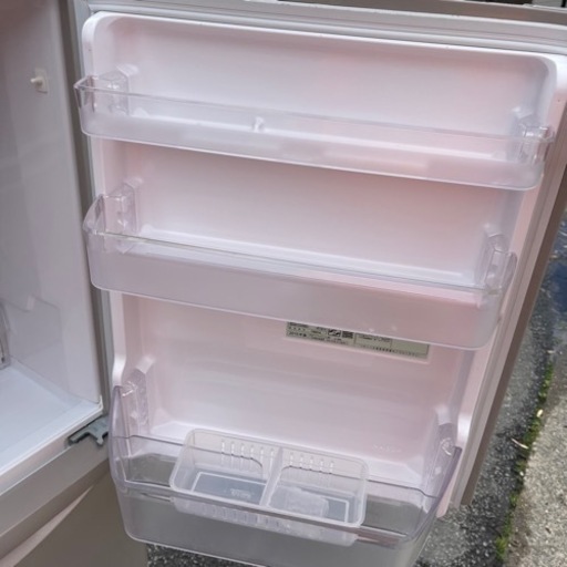 超お買い得‼️格安‼️日立3ドア冷蔵庫  265L  R-27FV