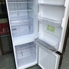 ※終了※キレイ★【3ヶ月保証品】シャープ★271L 冷蔵庫 終了※キレイ☆【3ヶ月保証品】シャープ☆271L 冷蔵庫