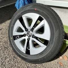 プリウス50系　純正ホイール、ホイルキャップ、タイヤ未使用　一本