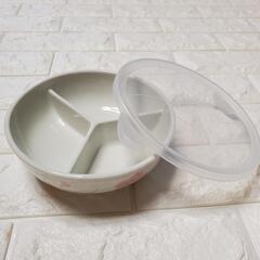 新品未使用　フタ付き小分け食器　桜模様　