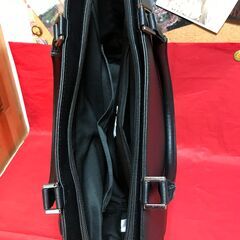 （中古）合皮  バッグ 黒の画像