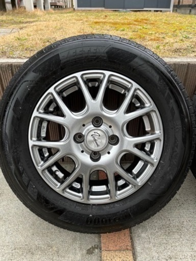 交渉中 ホイール傷なし　ヴェルサンディ　スタッドレス　タイヤホイール　185/70 14インチ