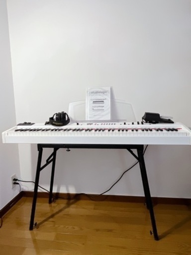鍵盤楽器、ピアノ STUDIOLOGIC Numa Stage