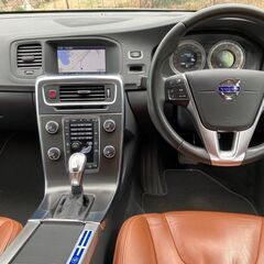 ボルボ V60　T4 スカンジナビアンLTDの画像