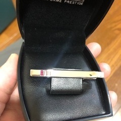 ネクタイピン