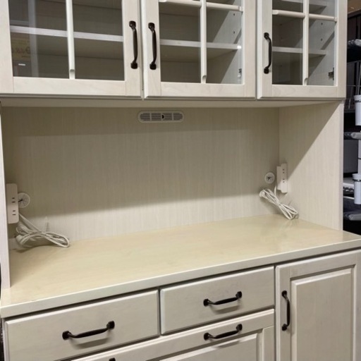 【美品‼️】大川家具(近藤産業) 120cm幅キッチンボード 食器棚 収納家具 カントリー調ベージュ♪