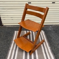 ストッケ　トリップトラップ　ベビーチェア　1