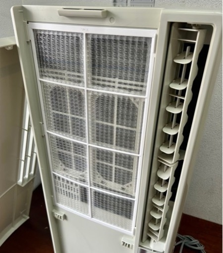 お引取り限定 17年製 コロナ 窓用ルームエアコン ウィンドタイプ CW-A1817 冷房専用