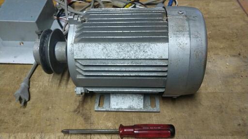 モーター100v 0.55kw 4P メードインjapan 稼働