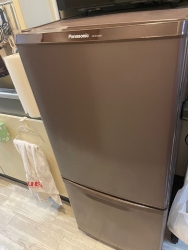 女性オーナーSHARP SJ-GD14D-W 冷蔵庫 137L 2018年 女性オーナーSHARP SJ-GD14D-W 冷蔵庫 137L 2018年 女性オーナーSHARP