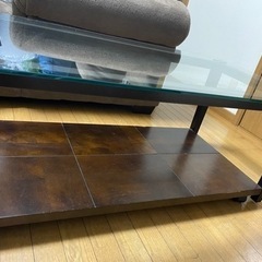 ガラス　コーヒーテーブル