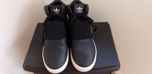 adidas Tubular Invader STRAP スニーカー