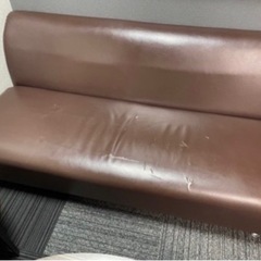 4/11まで　応接セット ソファー&オットマン&テーブルの画像