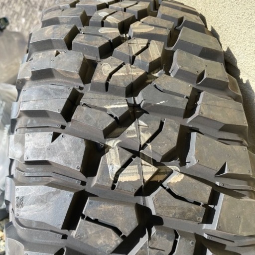 BFグッドリッチ　新品タイヤ　ランクル パジェロ チェロキー 33×12.5R15 KM3