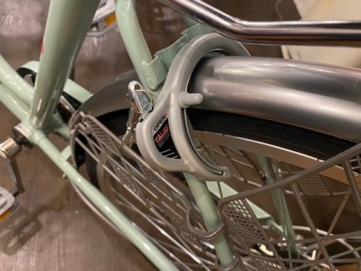【美品】27インチ6段　LEDダイナモライト自転車