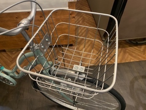 【美品】27インチ6段　LEDダイナモライト自転車