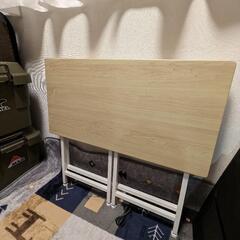 折りたたみデスク＆チェアセットの画像
