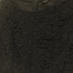 黒のワンピースの画像