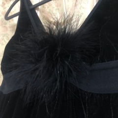 黒のドレスの画像