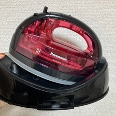 Panasonic アイロン　2017年製　美品